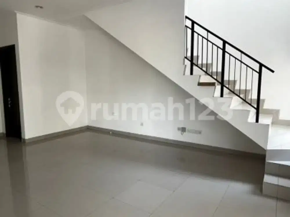 Disewa Cluster Denver Pik 2 Uk 8X15 Semi Furnish Hadap Selatan