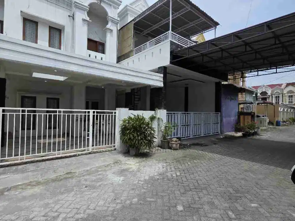 RUMAH CANTIK DI DEKAT MALL MANHATTAN MALL MEDAN SIAP HUNI