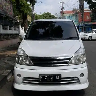 Nissan Serena 2012 Bensin