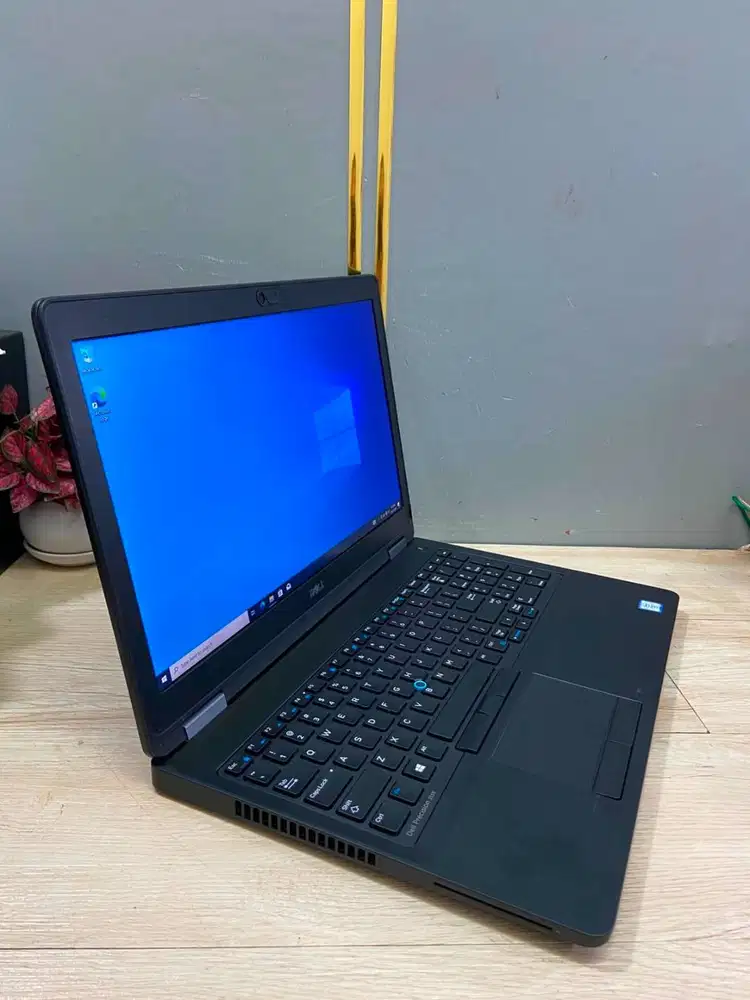 Laptop Dell Precision 3510 Core i7 GEN6 Ram 16GB 15.6inch N-ETM