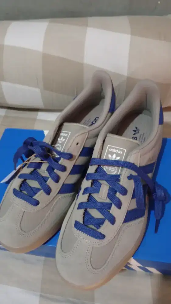 sepatu adidas gezelle