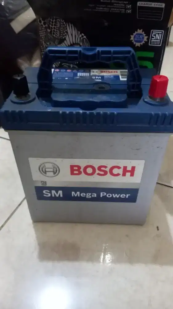 Aki mobil merk Bosch