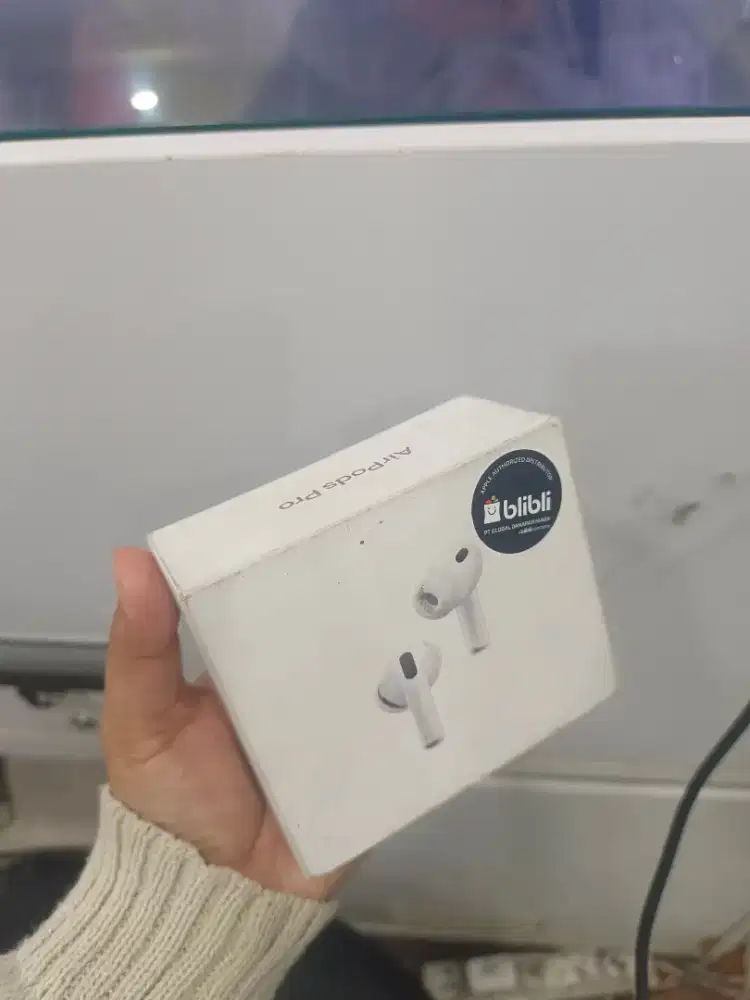 airpods pro gen 3 resmi blibli 
New segel original