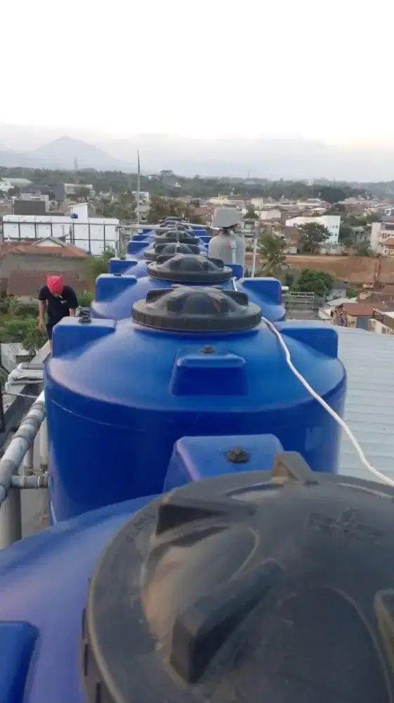 Jasa pembersihan toren