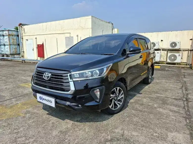 DP RENDAH - Toyota Kijang Innova 2.4 V Solar-AT 2021