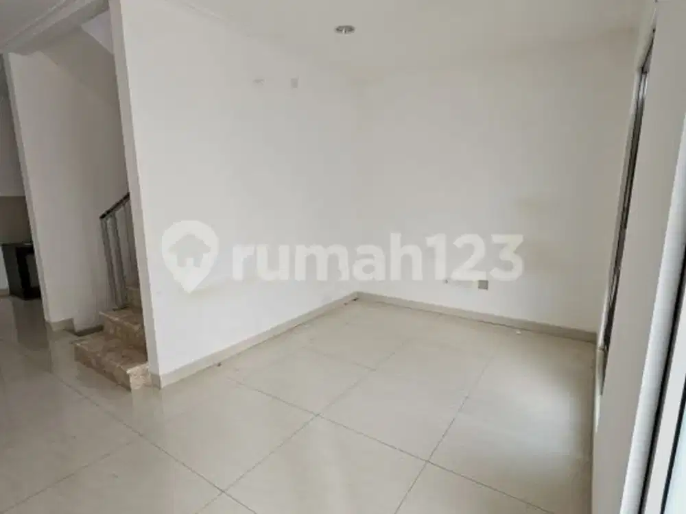 Disewa Rumah Golf Island Siap Huni Lokasi Strategis Murah