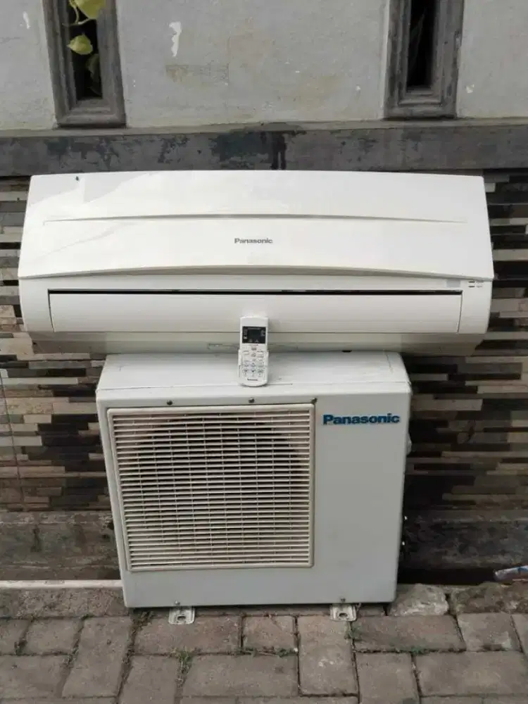 AC seconde panasonic 1/2 pk mulus , dan dingin