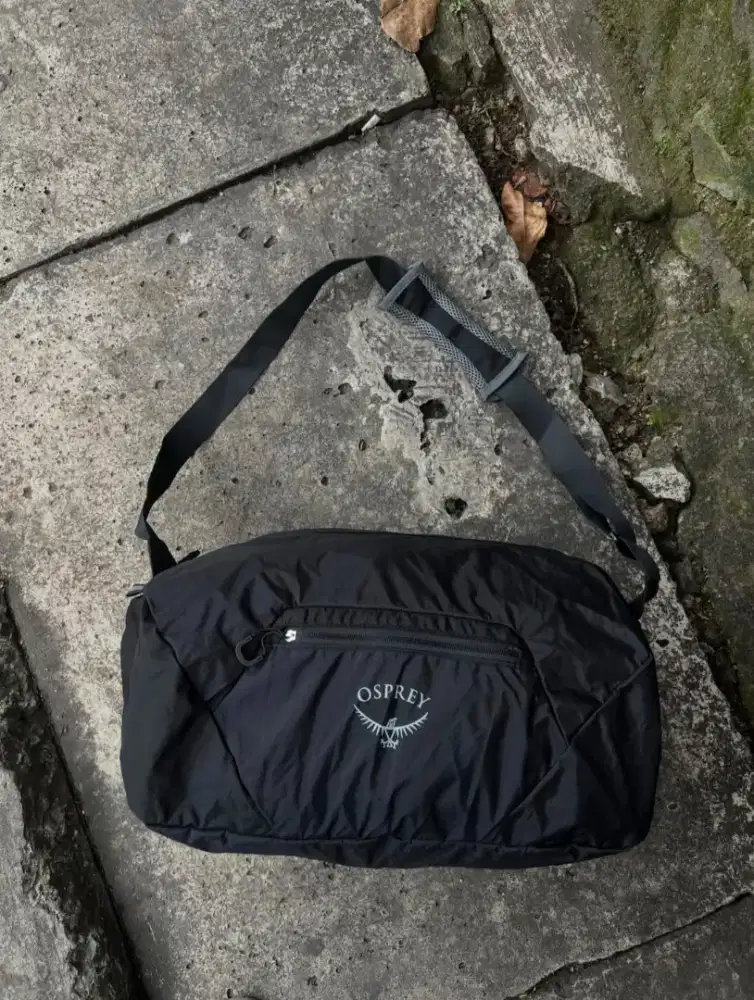 Tas Osprey duffel bag