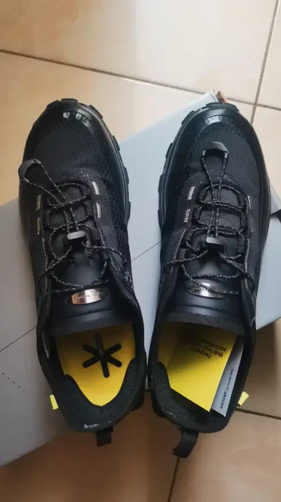 Dijual/WTS Sepatu Akross Moa Trexion BNIB size 41
