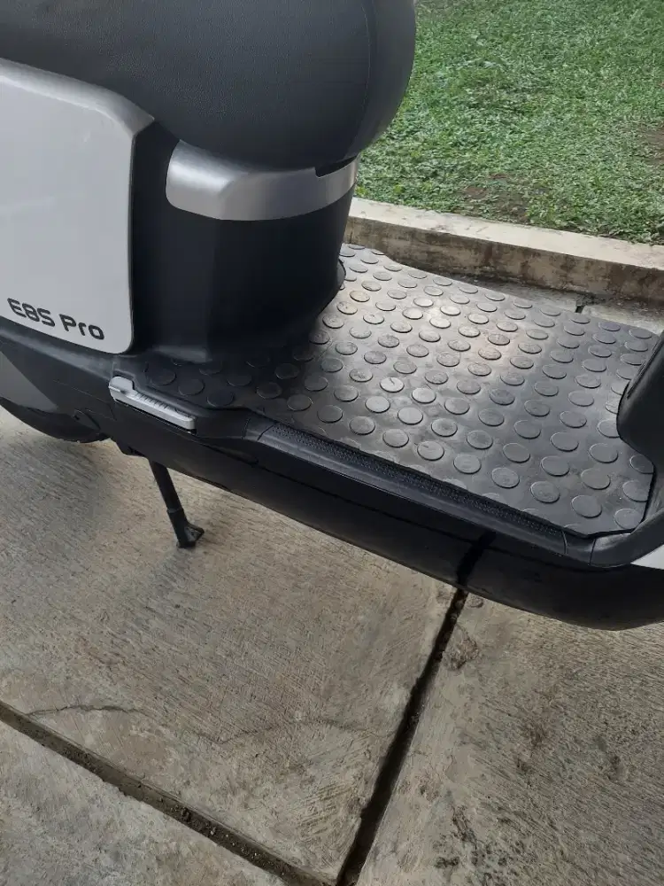 Baterai motor e8s
