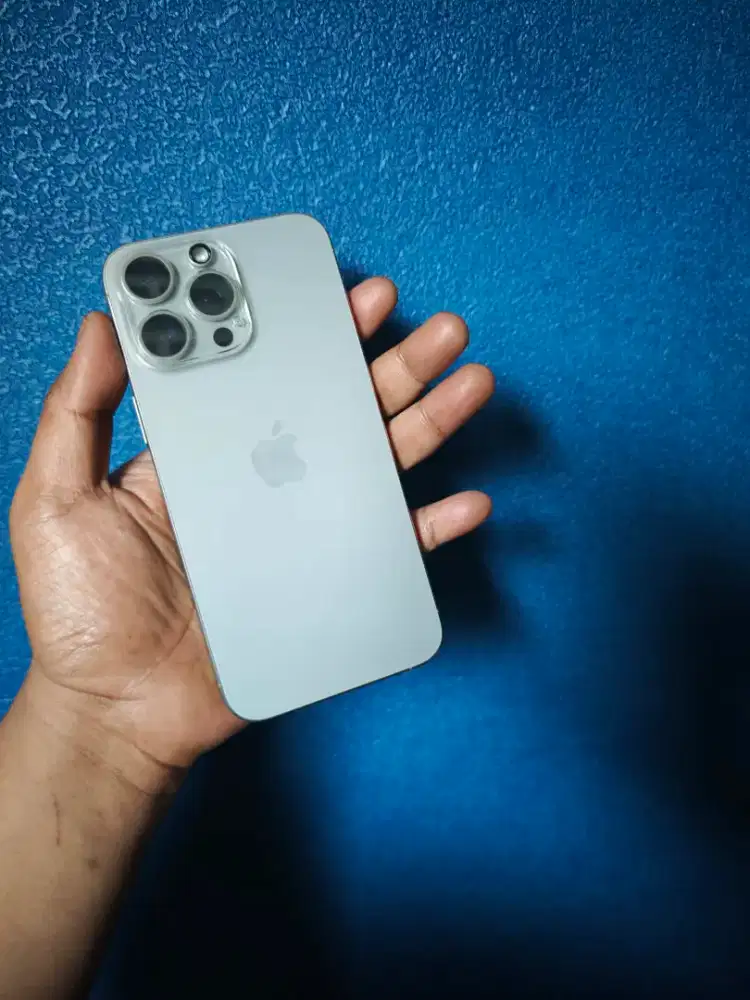 iPhone 15 Pro Max 256Gb Esim Mulus Normal Bisa Tuker Tambah