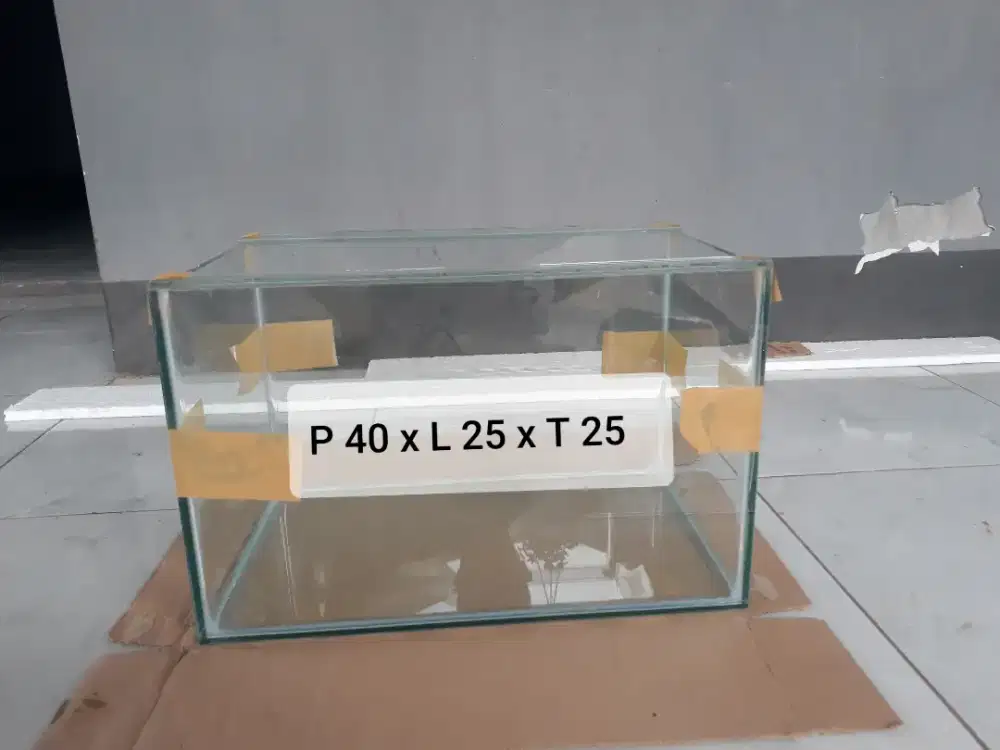 Aquarium P 40 x L 25 x T 25