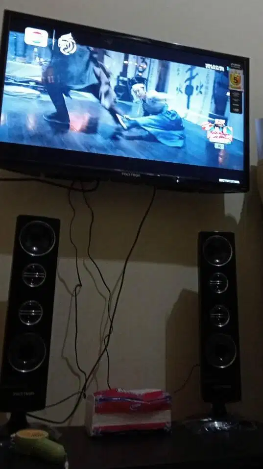 Tv Polytron PLD 32inc type 1755