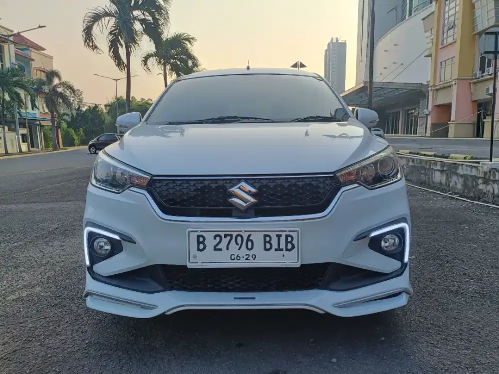 Suzuki Ertiga Sport AT 2019 Pearl White
