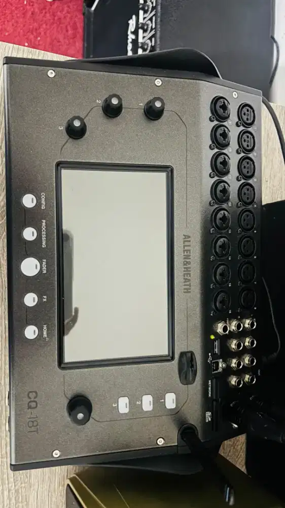 Allen and Heath CQ18T