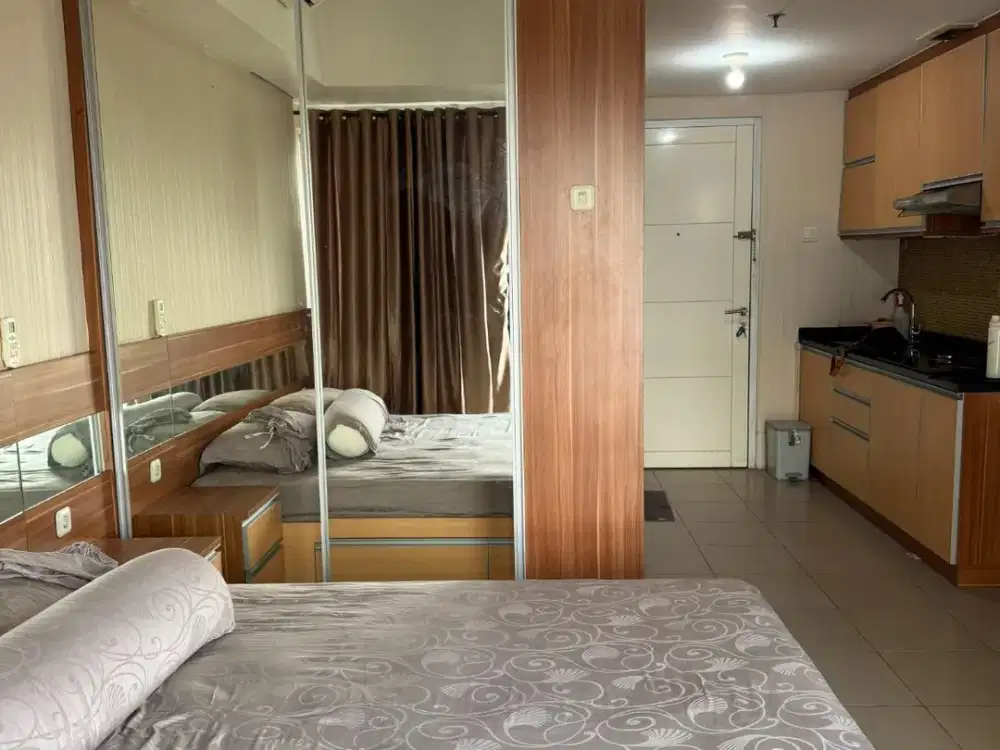 Jual Cepat Murah  Lengkap Furnish Full di Apartemen Altiz Sebelah