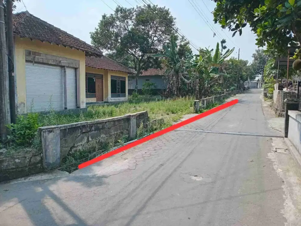 Di jual murah, tanah luas, bonus Rumah, akses jl aspal kampung,mobil bisa papasan di dusun kemiri Jl Magelang km 16 dkt RSUD SLEMAN, SMA 1 SLEMAN