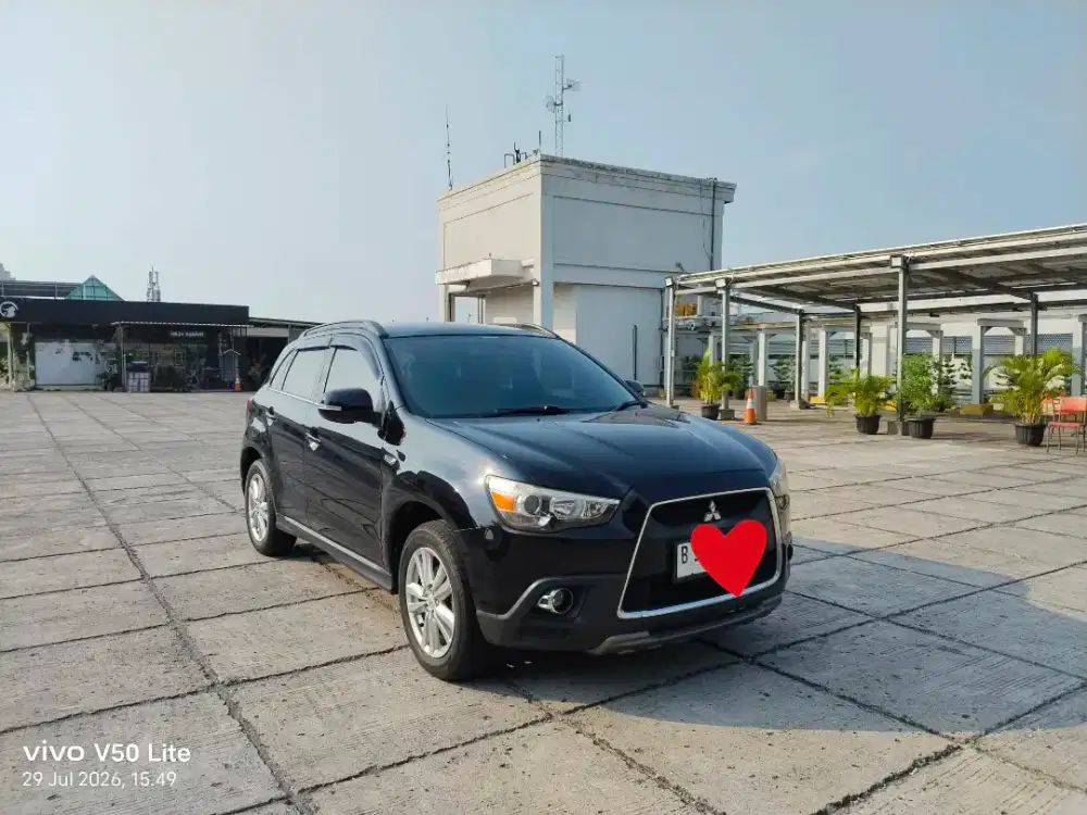 Mitsubishi Outlander PX panoramic 2.0 matic promo menarik TDP 10% 2013