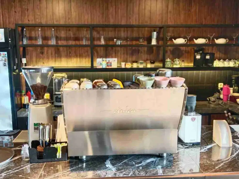 Cafe & Resto Siap Pakai di Boulevard Kota Wisata Cibubur
