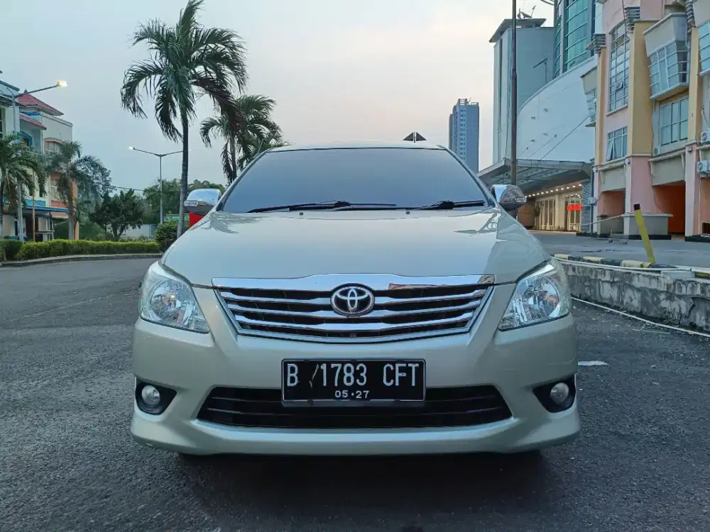 Toyota Kijang Innova 2.0 G AT 2012 Silver Met