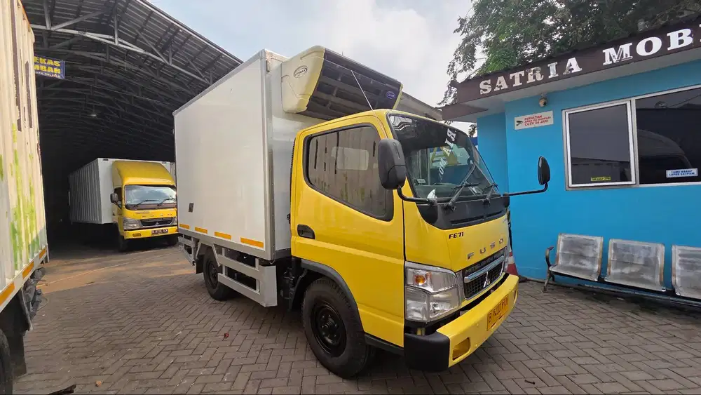 Mitsubishi Colt Diesel FE 71 E4 110PS 4R Box Carrier Citimax700 - 2023