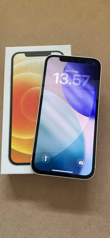 Iphone 12 white 128 gb