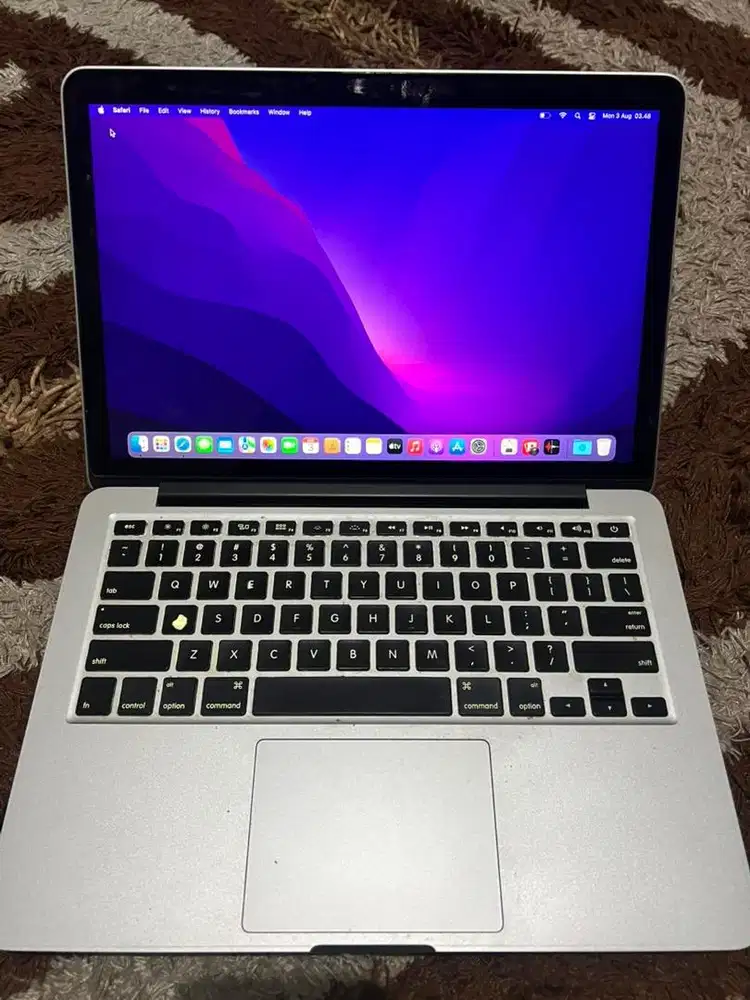 Macbook pro 2015 retina 13 inch 8/128