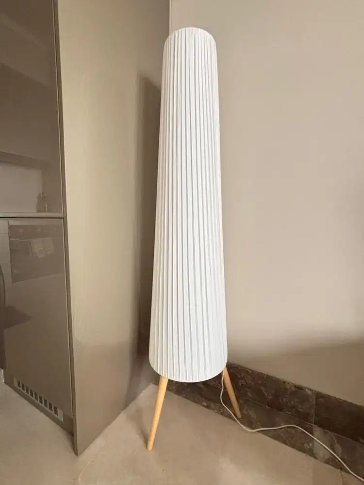 Lampu Lantai IKEA OKENSAND Beech White Original