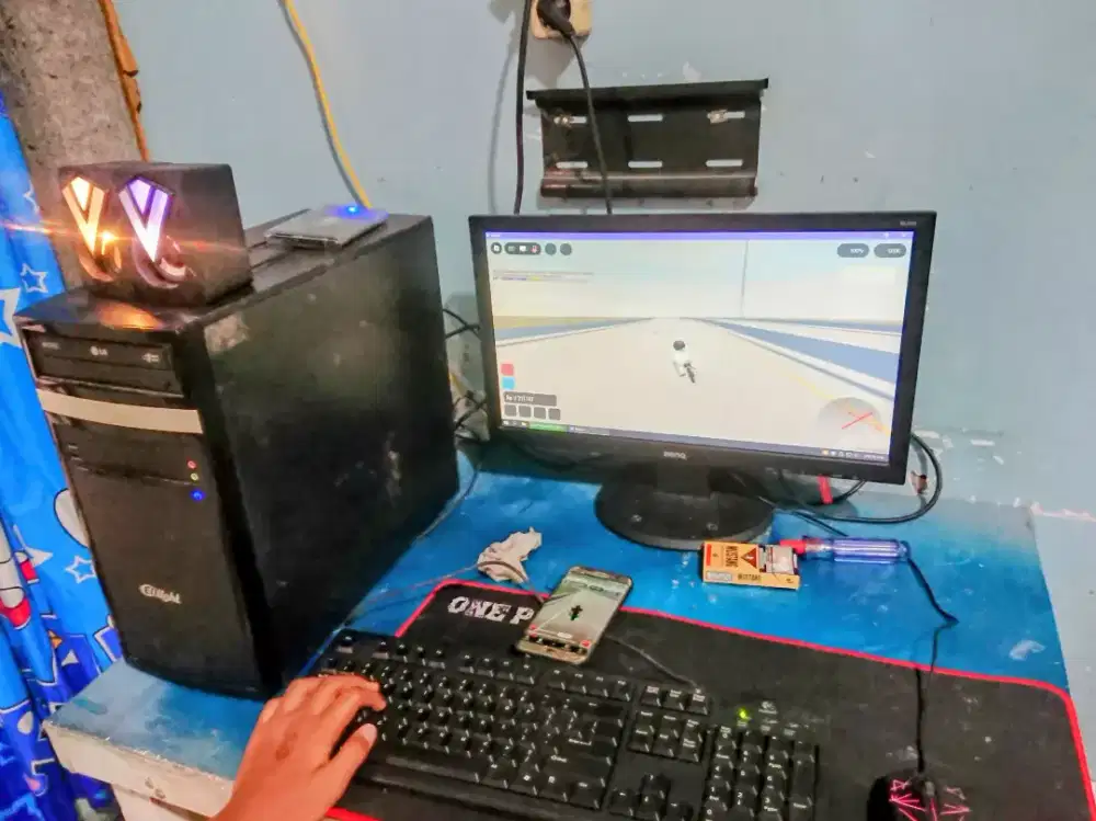 Pc gaming amd a8 ram8gb lengkap