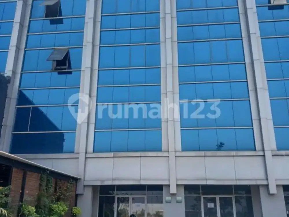 Ruko 4 lantai golf island cocok untuk cafe, resto, office