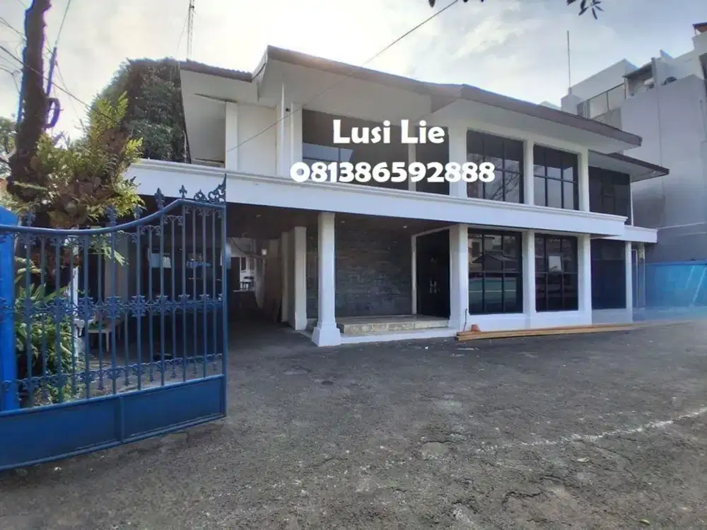 Gedung Mamang Kemang luas 890m 2 lantai, rapi