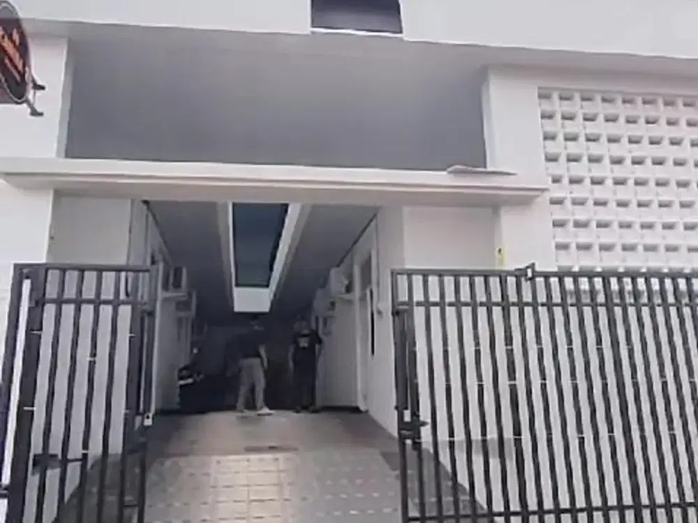 Rumah kos putri aktif UNNES dijual lengkap dengan fasilitasnya