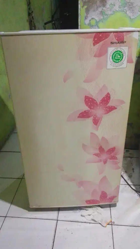 Kulkas 1 pintu SHARP GRATIS ANTAR
