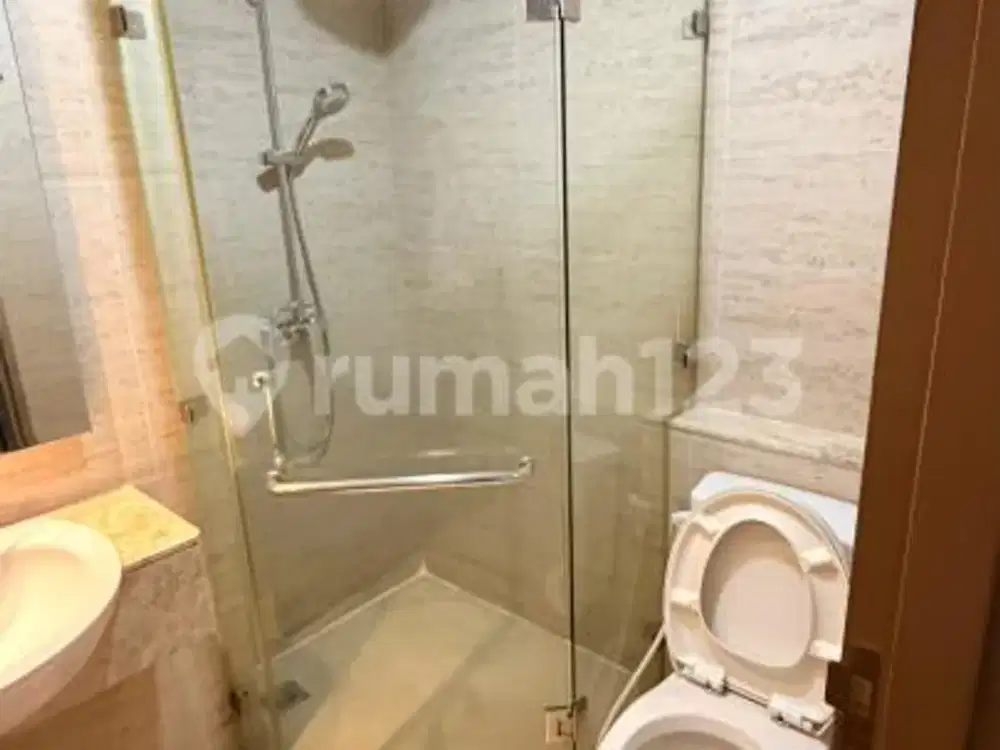 Disewakan Apartment Gold Coast Pik 1Br Furnish Ready Mid Floor