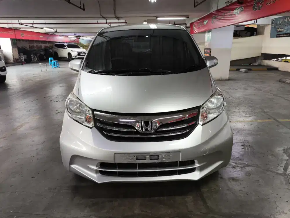 Honda Freed 2013 A/T