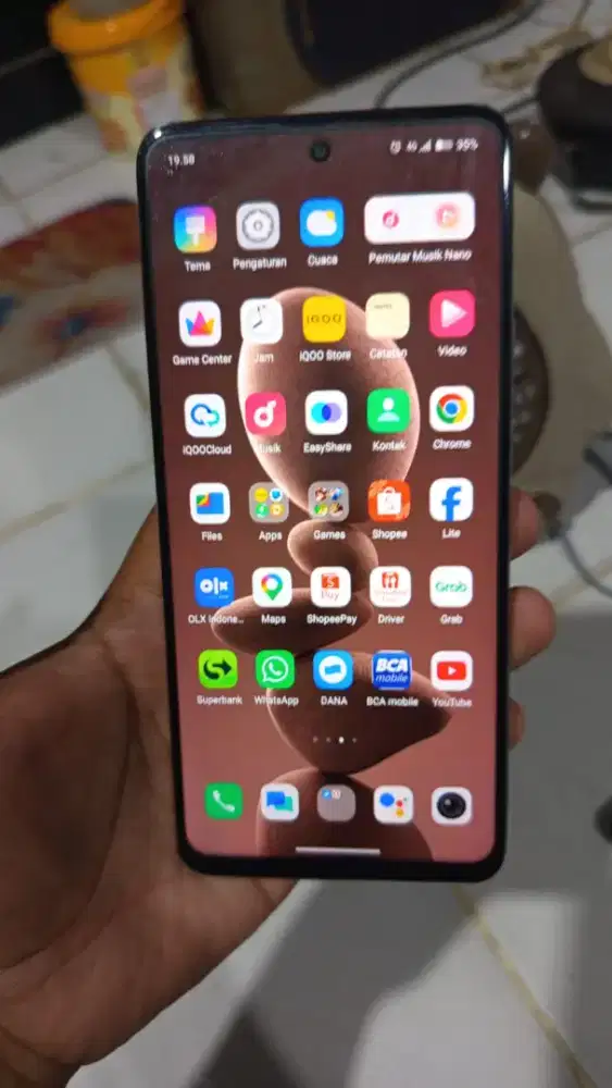 Iqoo z7x 5g RAM 8+8/256