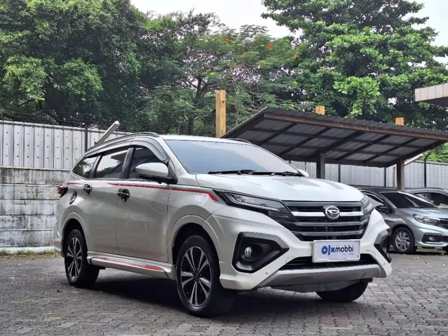 KM LOW PAJAK HIDUP DAIHATSU TERIOS 1.5 R CUSTOM BENSIN-AT