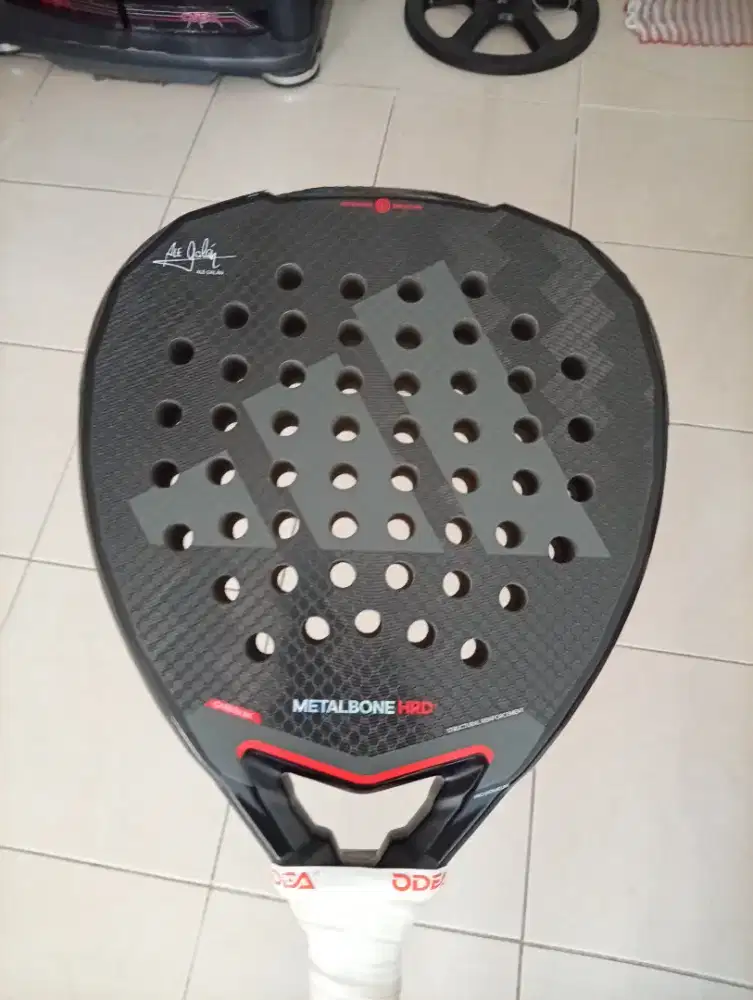 Raket Padel Metalbone HRD +3.4 2025 mulus