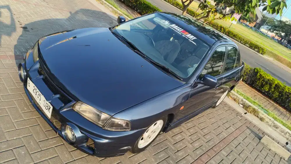 Mitsubishi Lancer 1997 Bensin