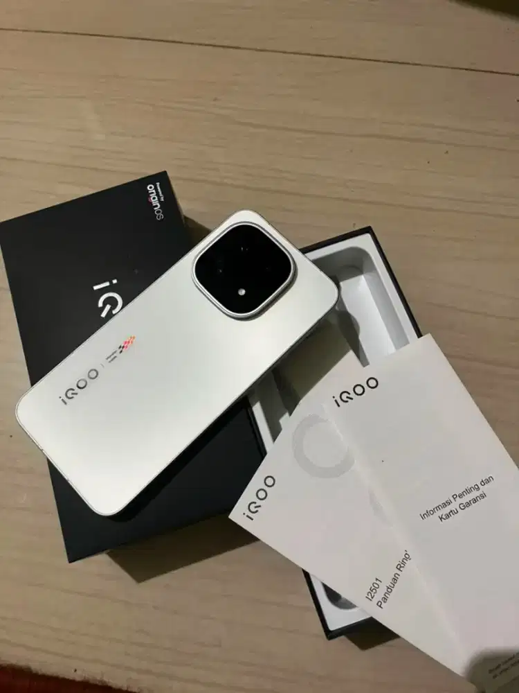Jual HP IQOO 15