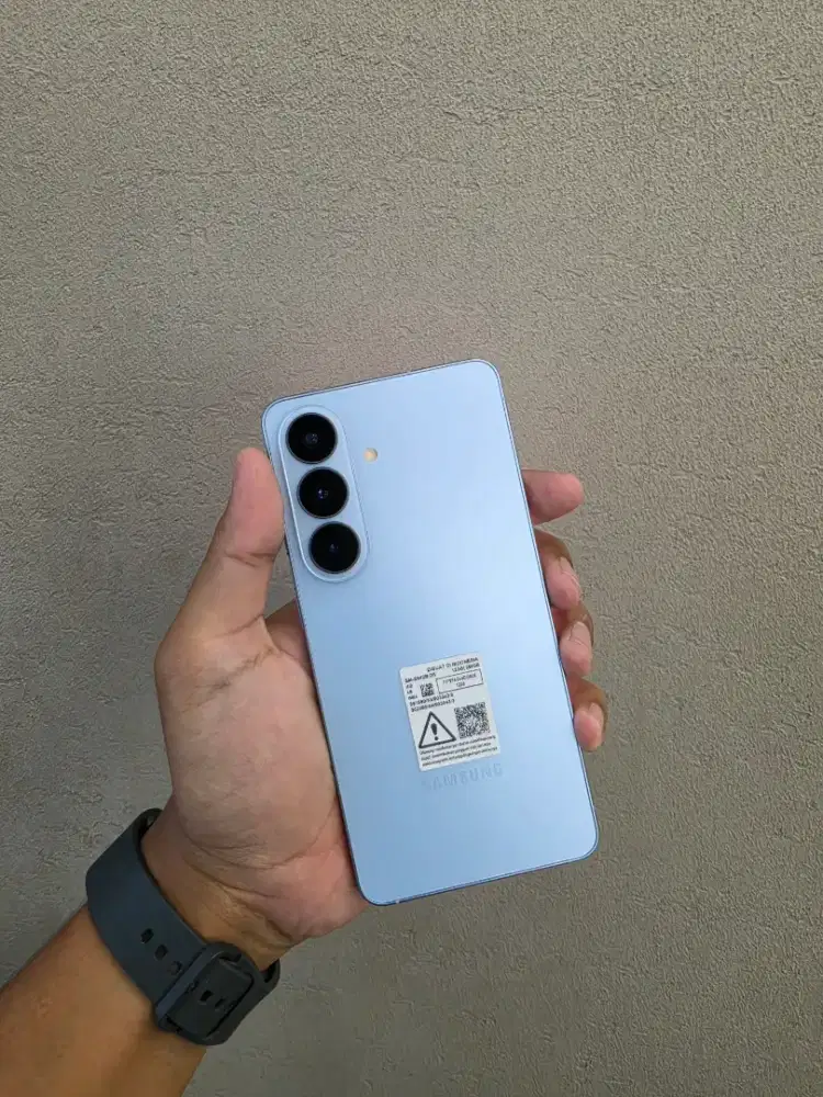 SAMSUNG S25 5G 12/256 GB  - BARU DAN GARANSI RESMI SEIN