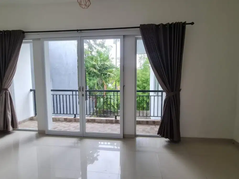 Villa Terawat dan Bersih Suasana Nyaman Sekali Disewakan, di Umalas