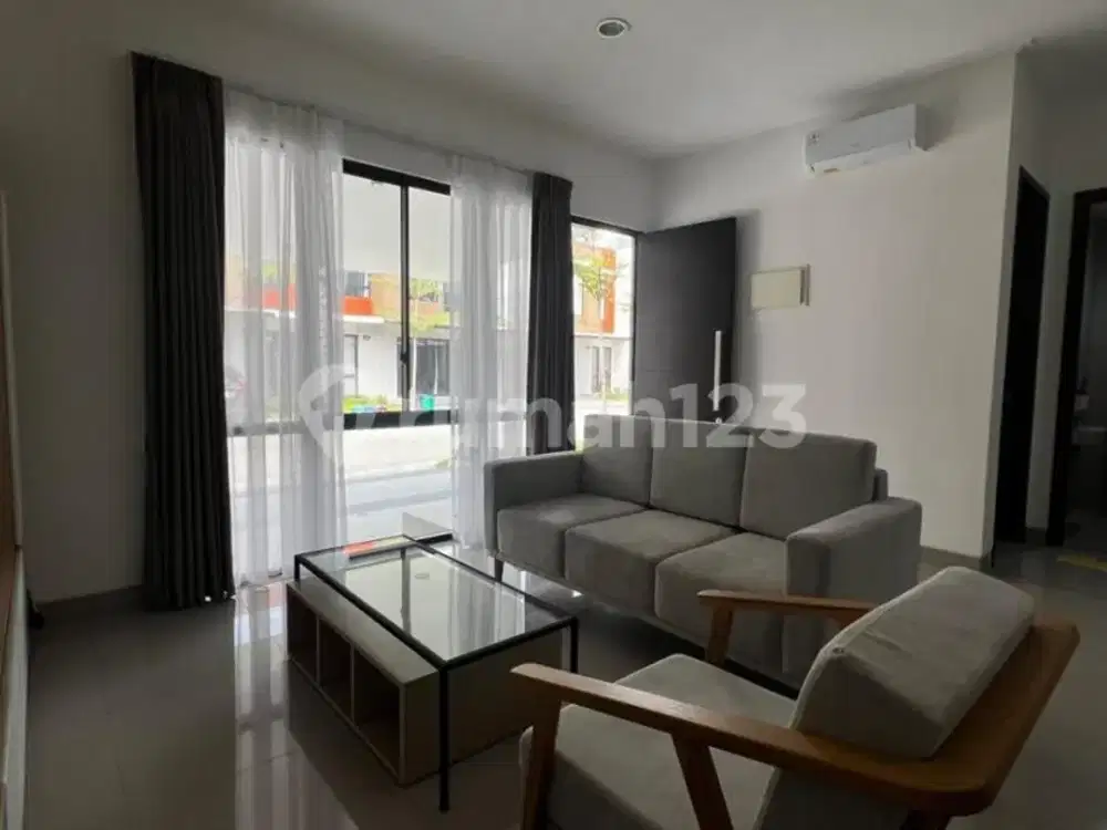 Disewakan Rumah 2Lt Pik2 Millenial Uk 8X12,5 Furnish Siap Huni