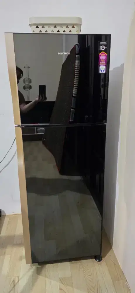 Kulkas 2 pintu tempered glass