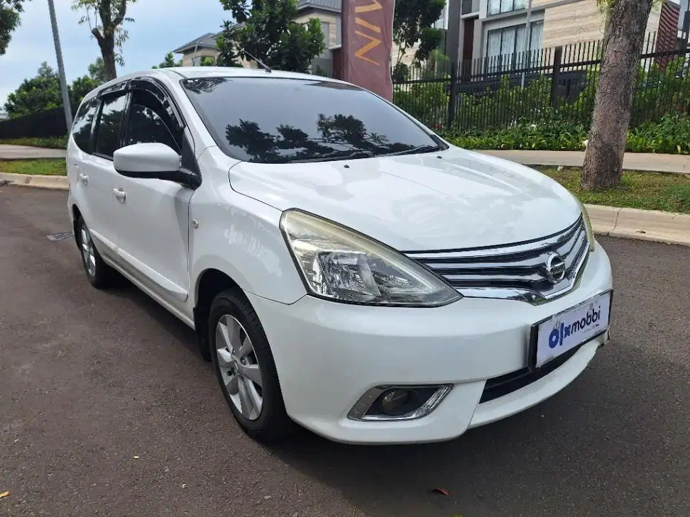 Nissan Grand livina AT 2016 UIE