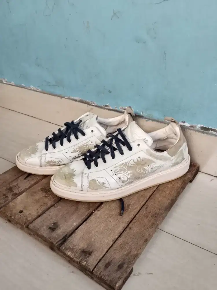Sepatu Golden Goose Starter