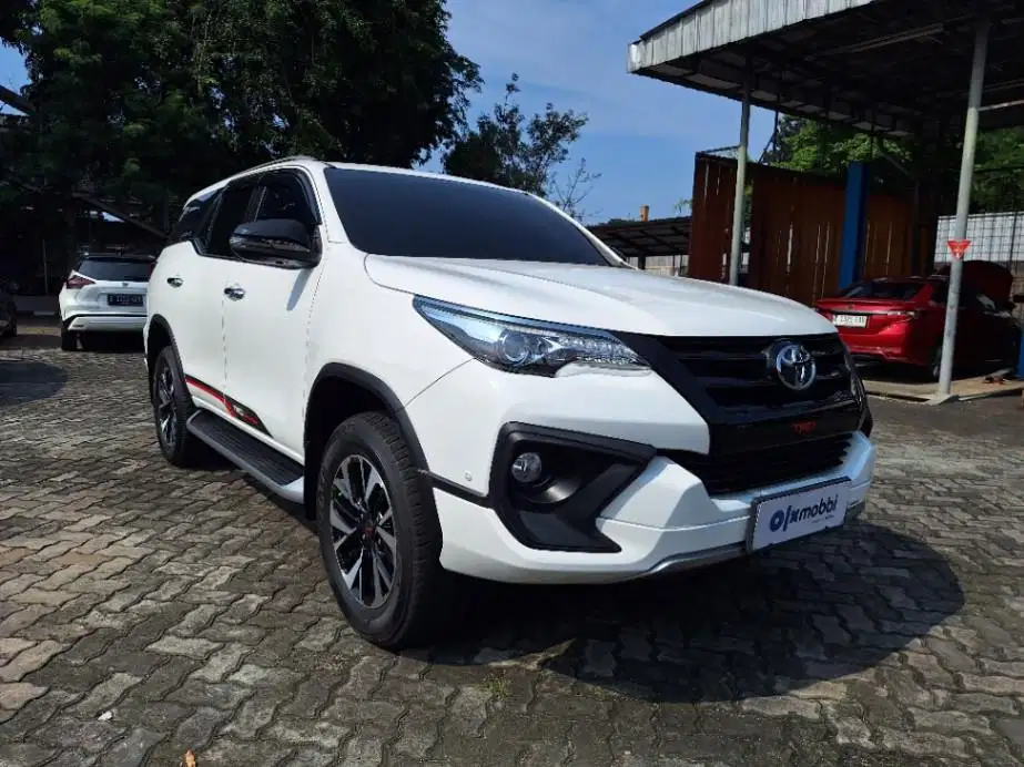 Toyota Fortuner AT 2019 KJM