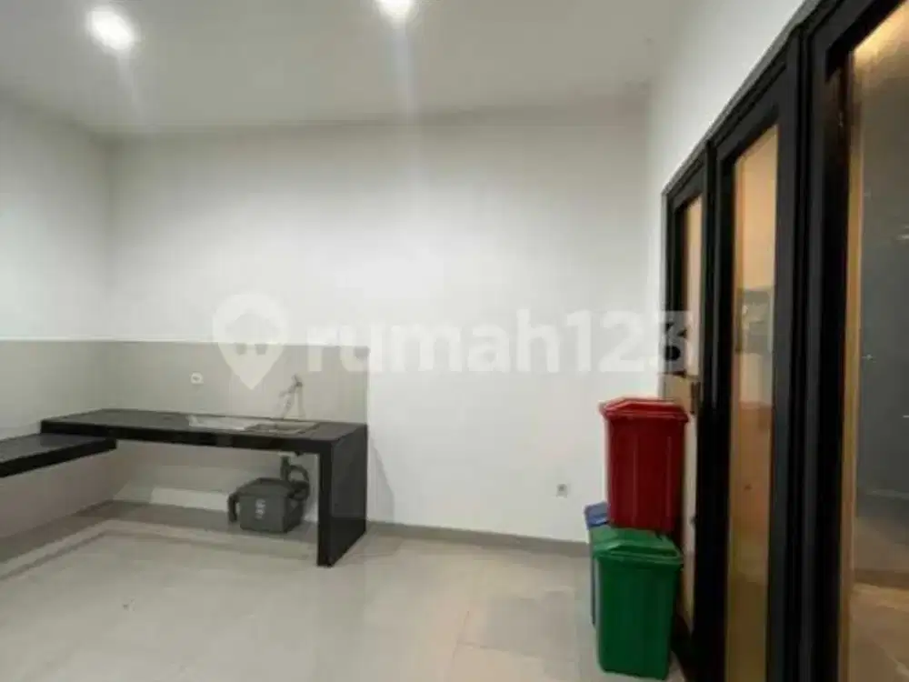 Disewa Unit Langka! Rumah Pik 2 Uk 8X12,5 Kosongan Siap Huni