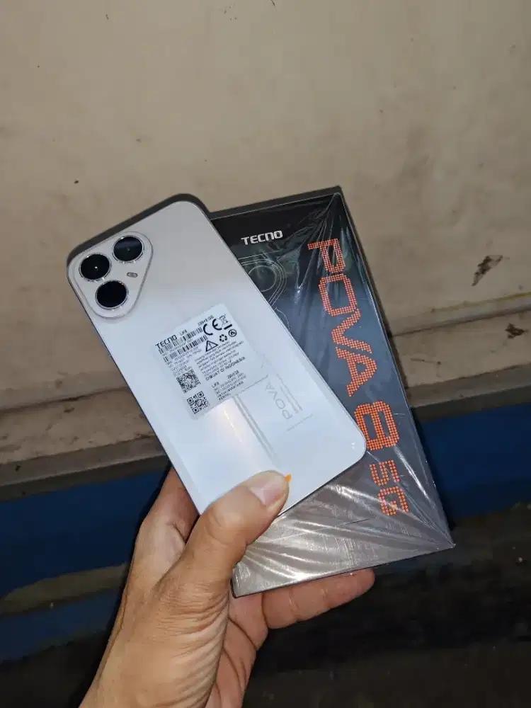 Pova 8 5G 8/256 baru aktifasi 2 hari pakai