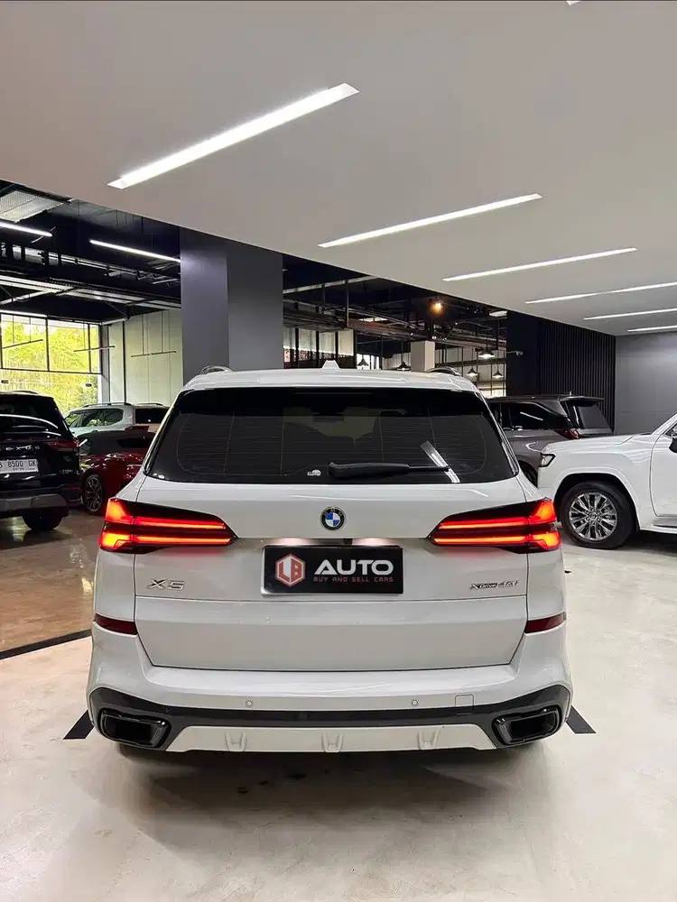 BMW X5 xDrive40i M-Sport G05 LCI AT 2026 Km9rb Nik 2025 Putih B1491JJC